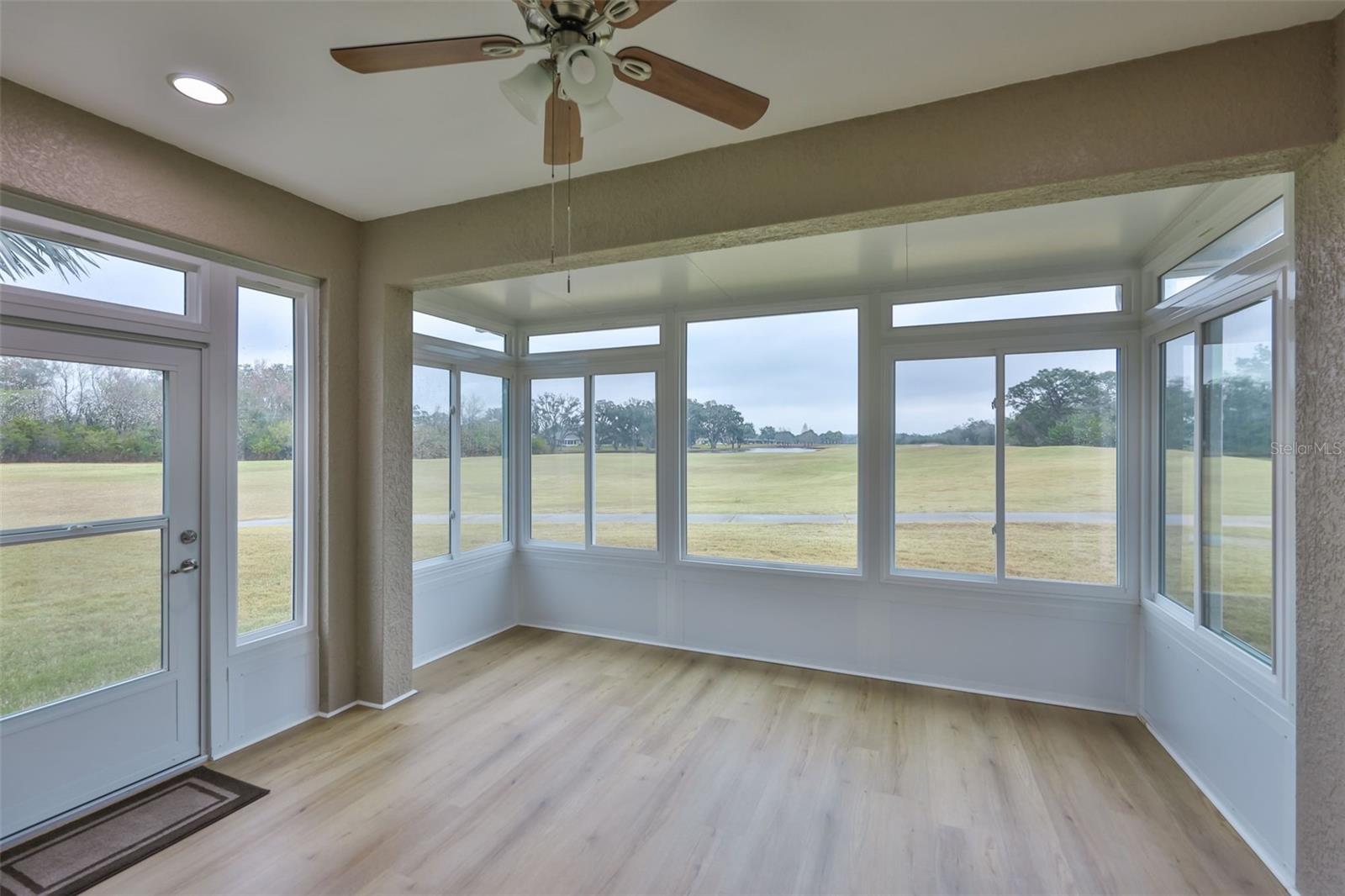 OAKLEY GREEN CONDO - Residential