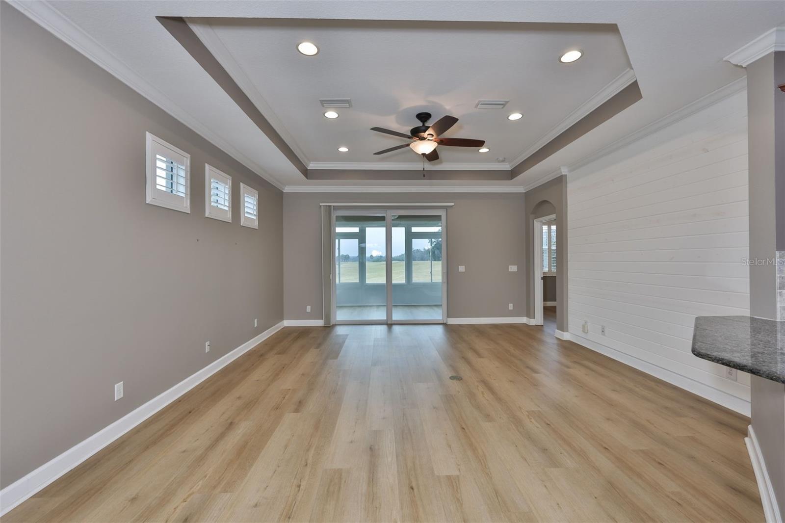 OAKLEY GREEN CONDO - Residential