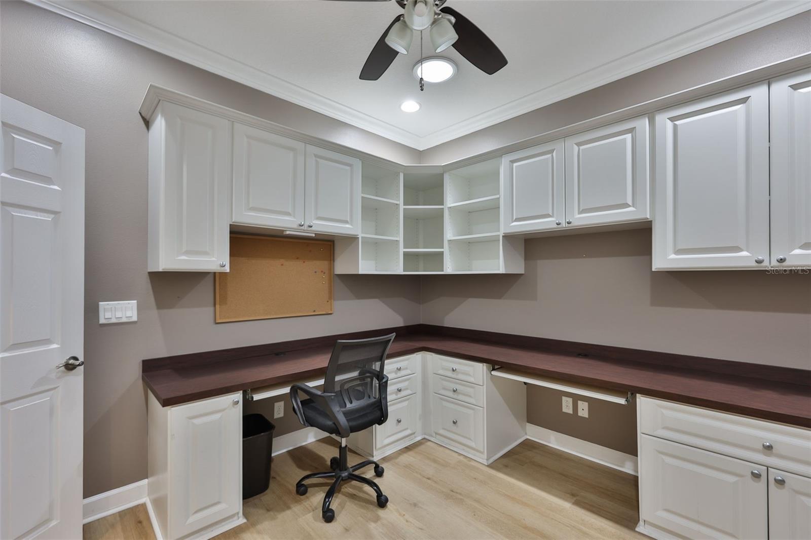 OAKLEY GREEN CONDO - Residential