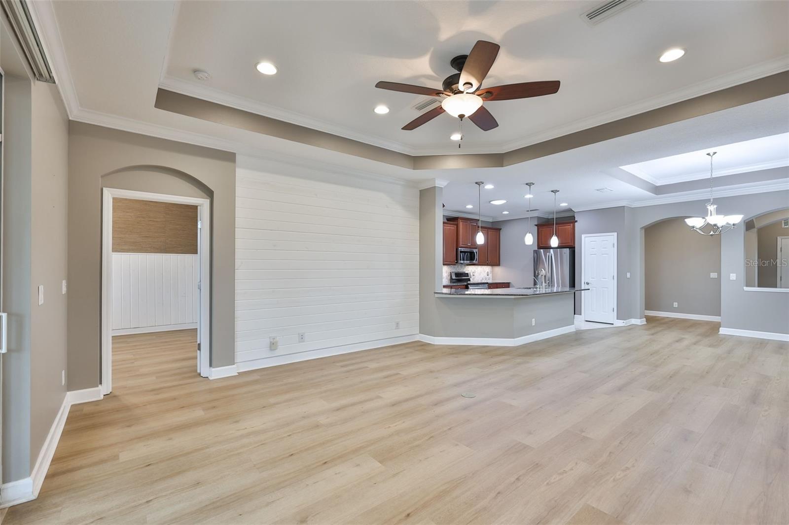 OAKLEY GREEN CONDO - Residential