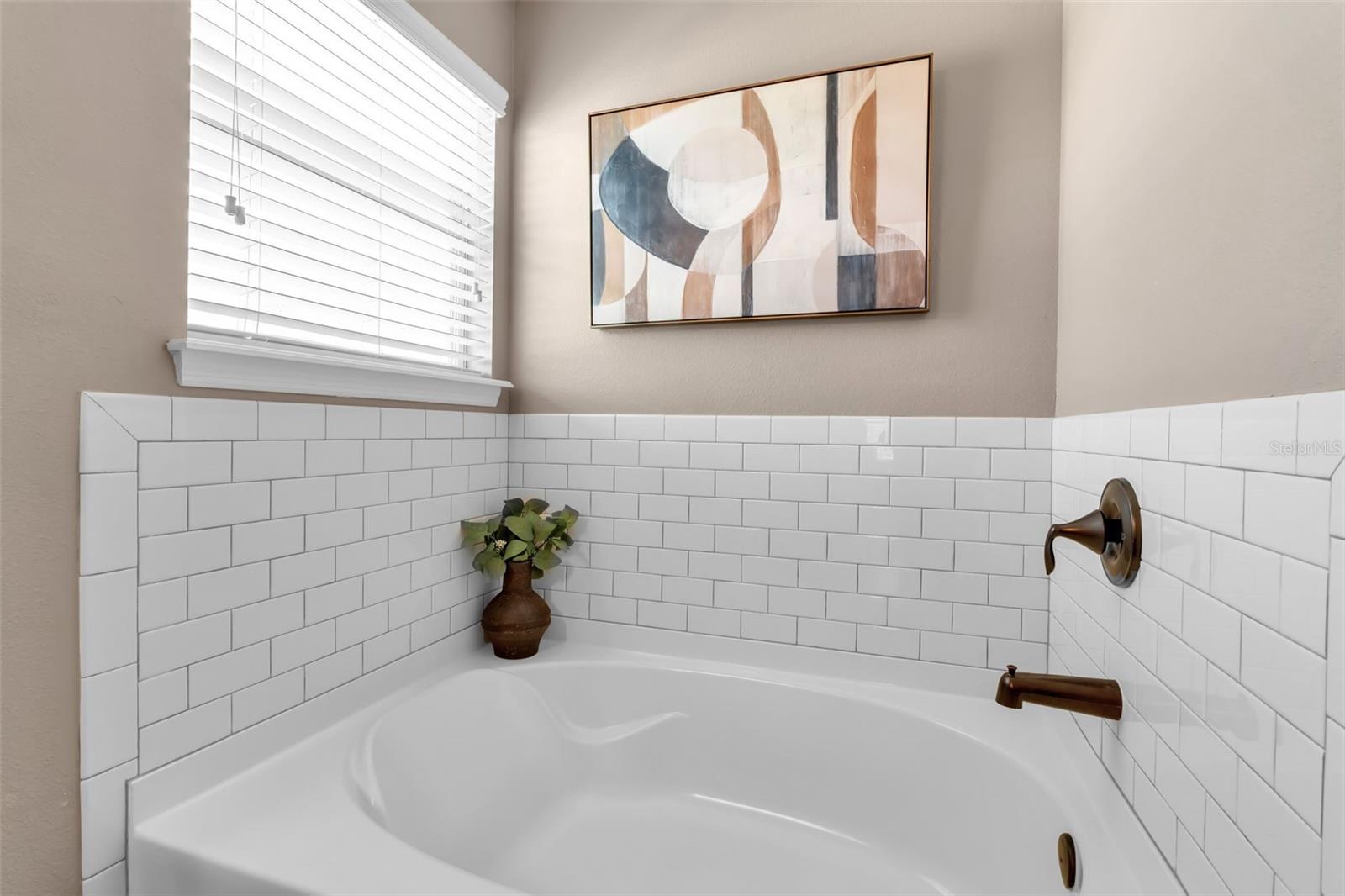 OLD TAMPA ESTATES - Residential