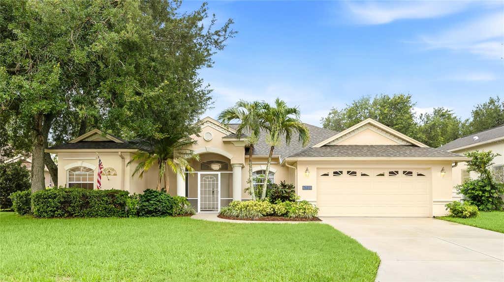 Photo of 6718 Willow Pond Lane, Sarasota, FL 34240 (MLS # N6144671)