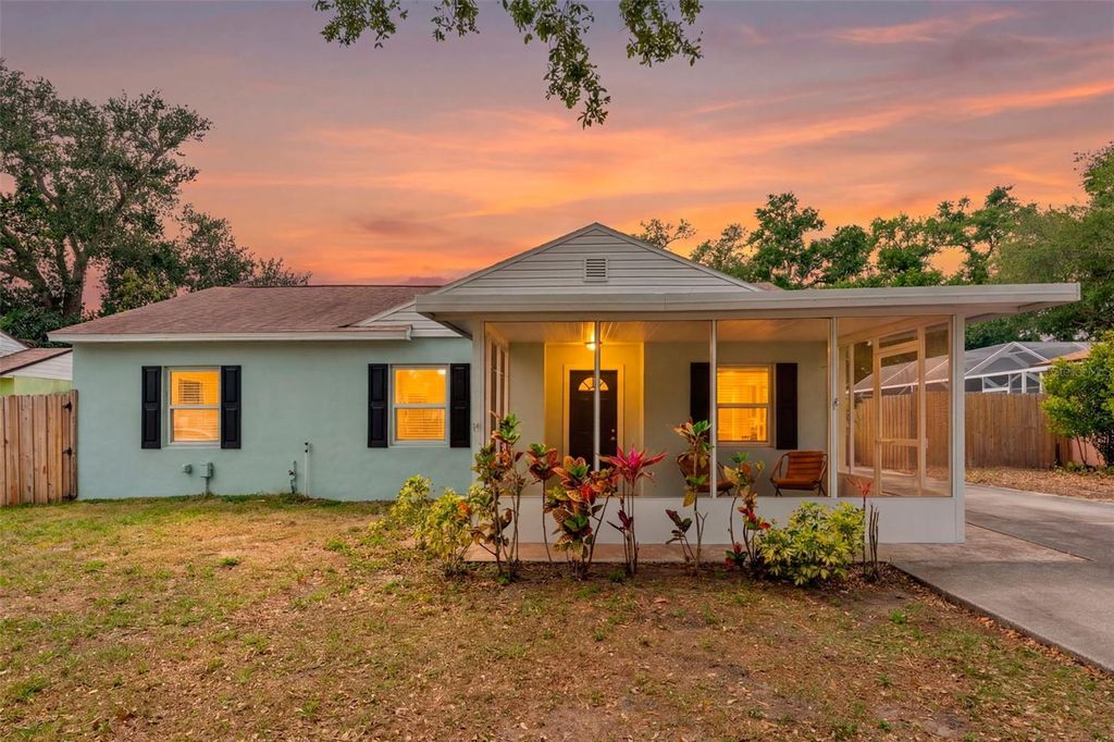Photo of 1438 Santa Anna Drive, Dunedin, FL 34698 (MLS # TB8495579)