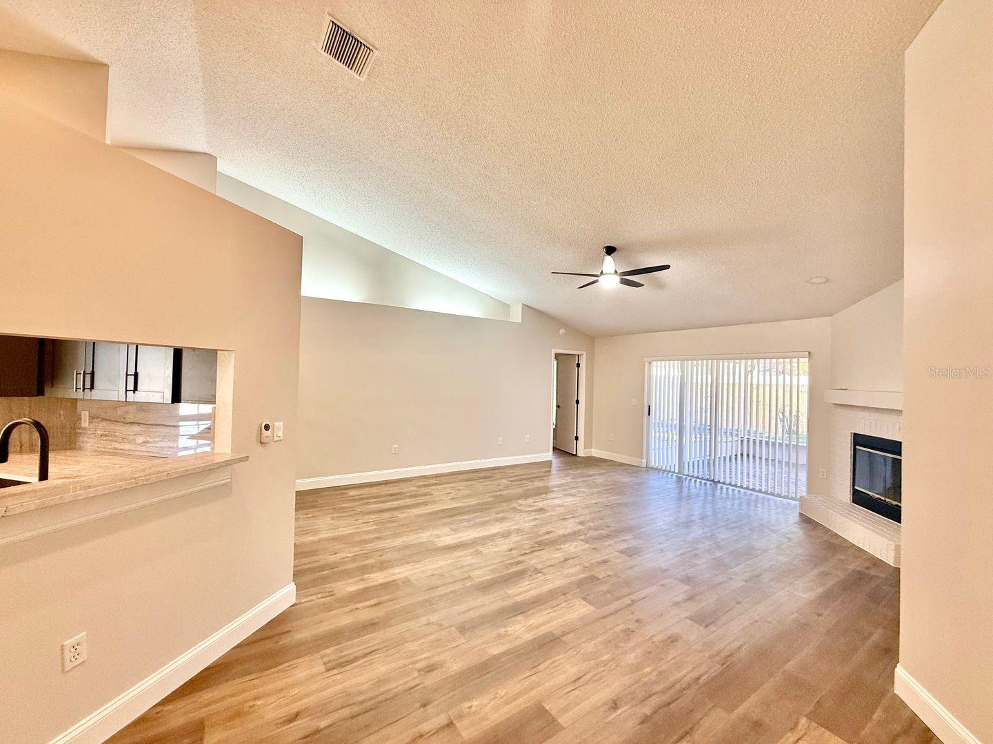 COUNTRYWAY PRCL B TRCT 8 PH 3 - Residential Lease