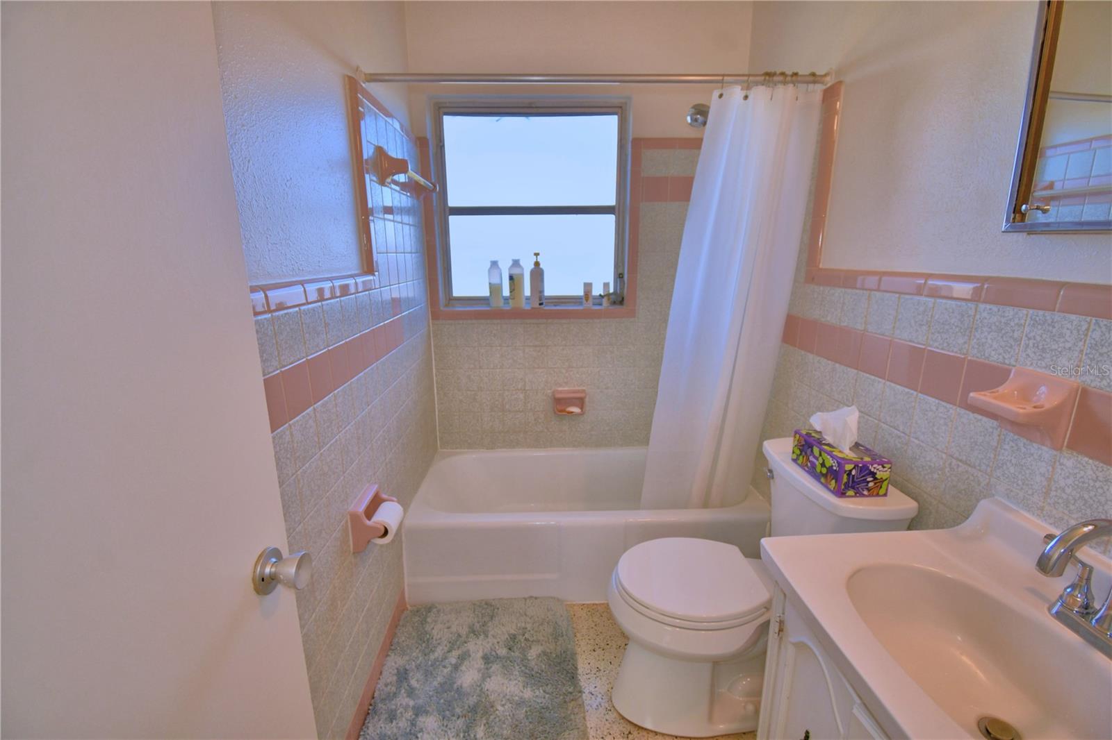 SUNRISE MANOR - Residential