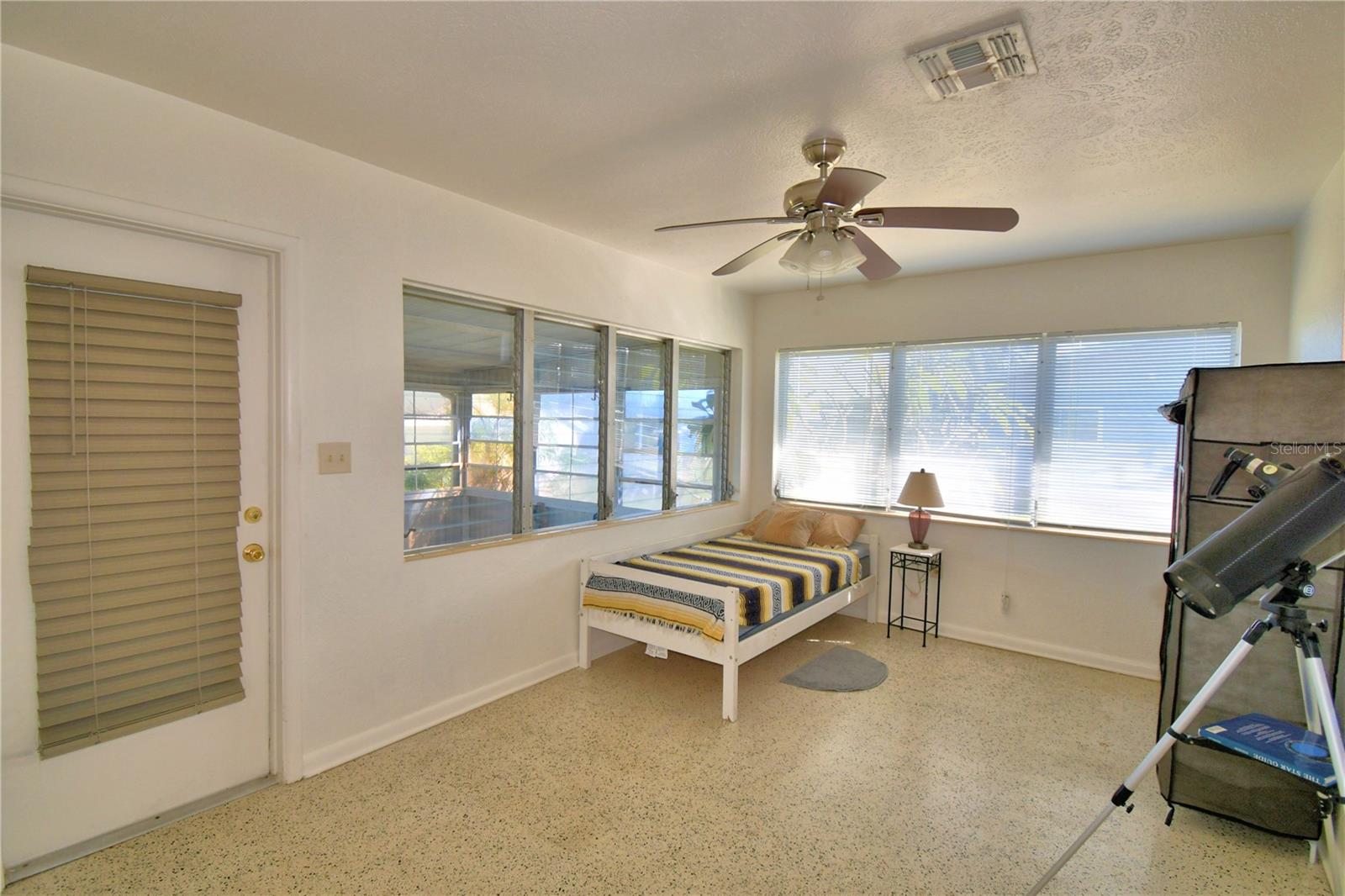 SUNRISE MANOR - Residential