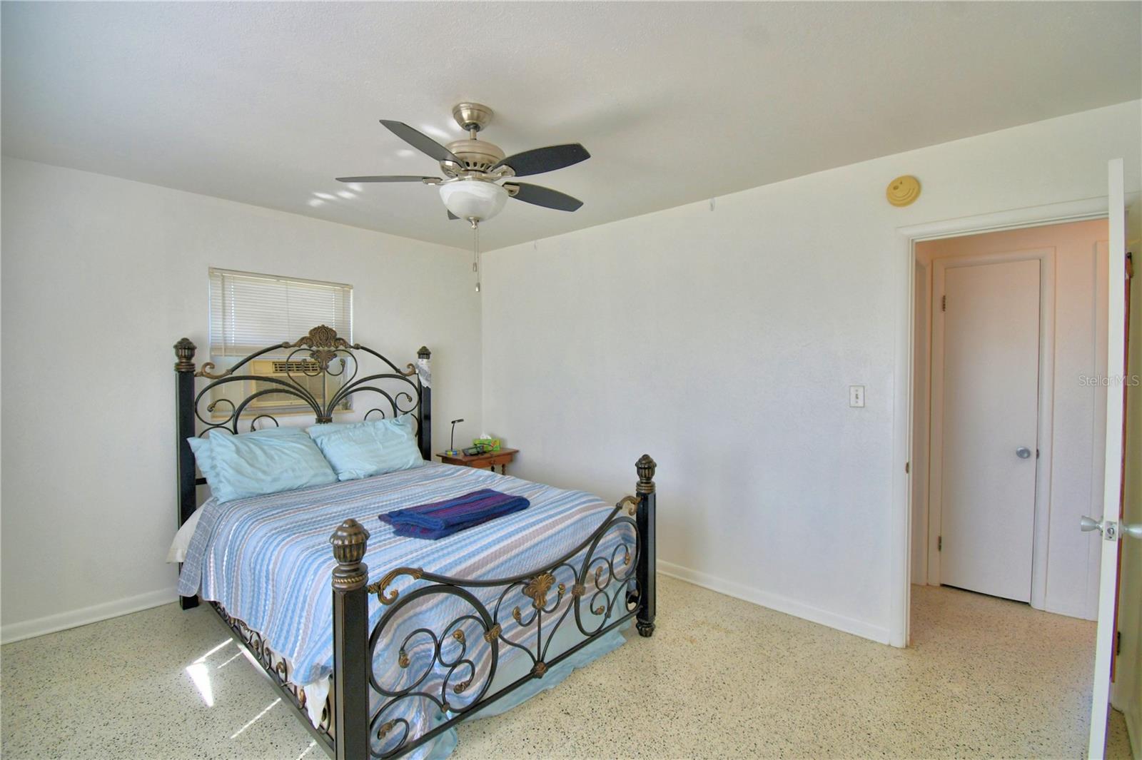 SUNRISE MANOR - Residential