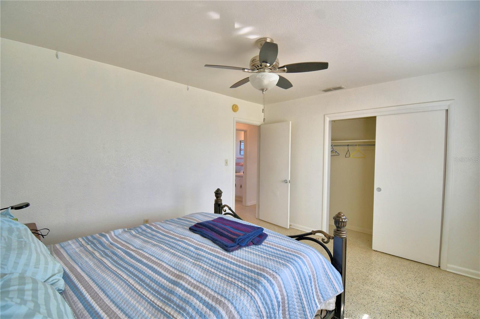 SUNRISE MANOR - Residential