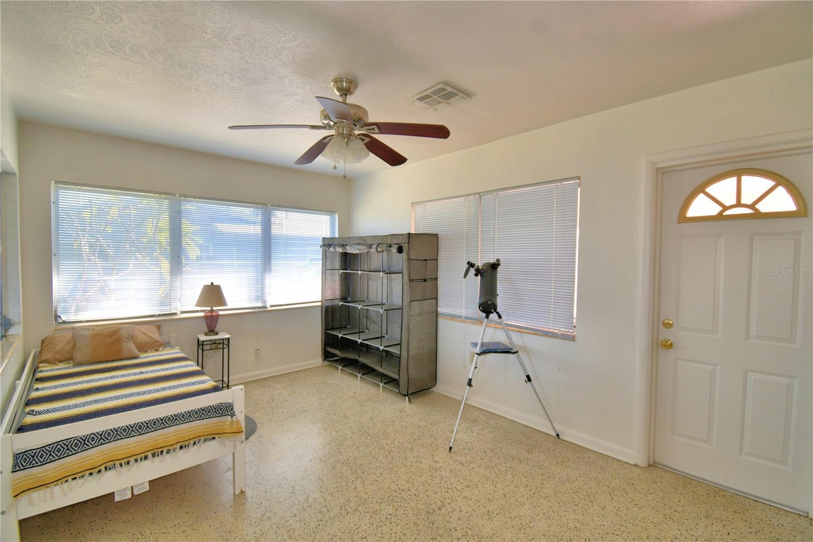 SUNRISE MANOR - Residential