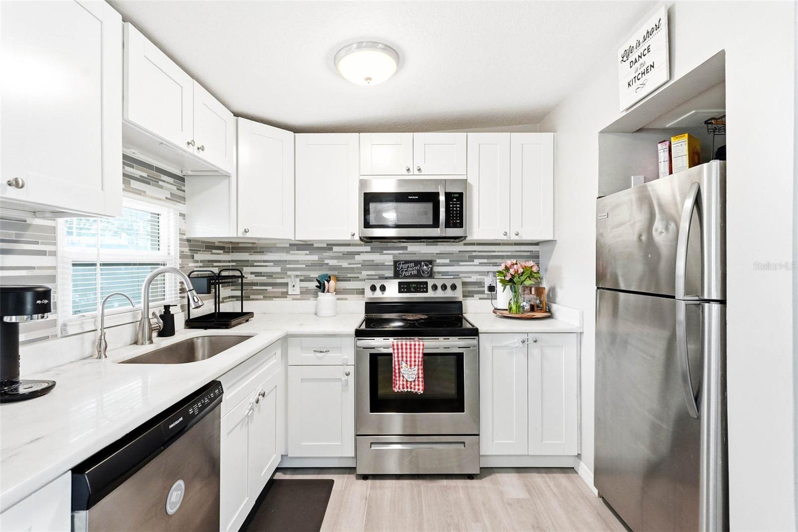 ORANGE LAKE VILLAGE 2 - Residential