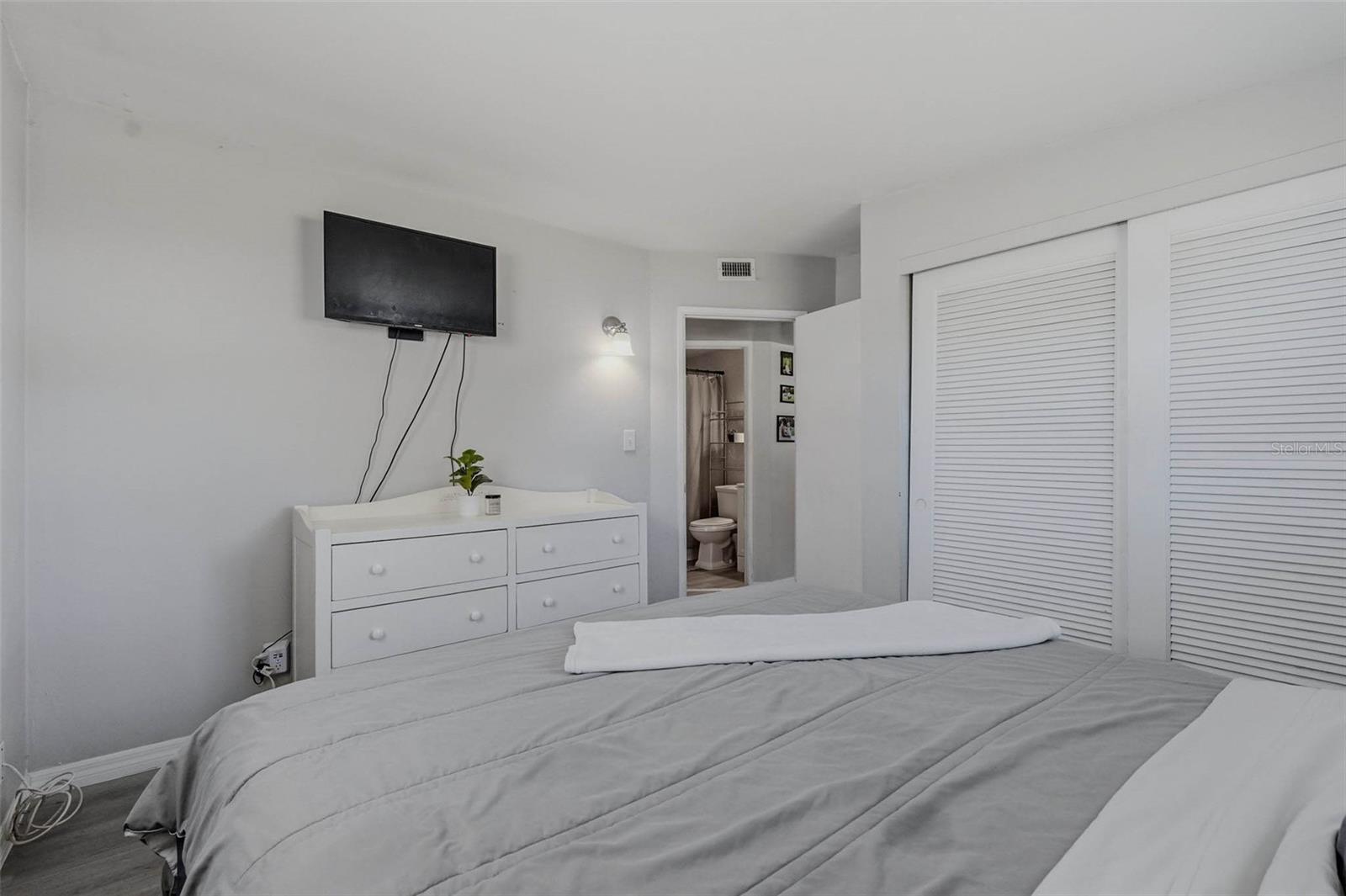 ORANGE LAKE VILLAGE 2 - Residential