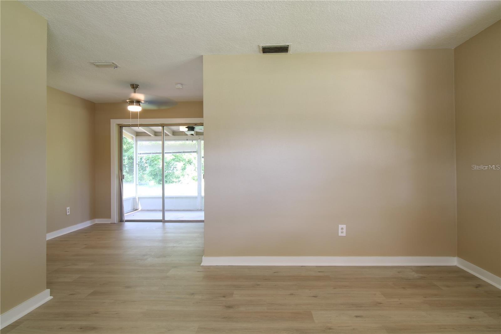 DELTONA LAKES UNIT 01 - Residential Lease