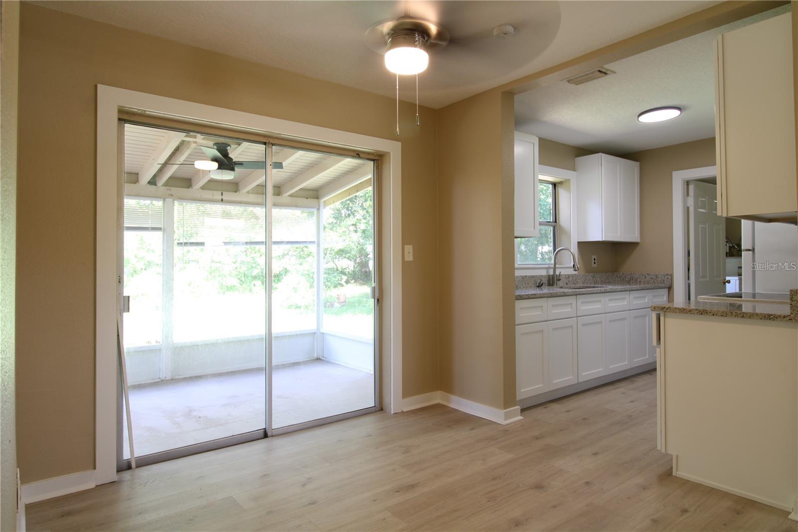 DELTONA LAKES UNIT 01 - Residential Lease