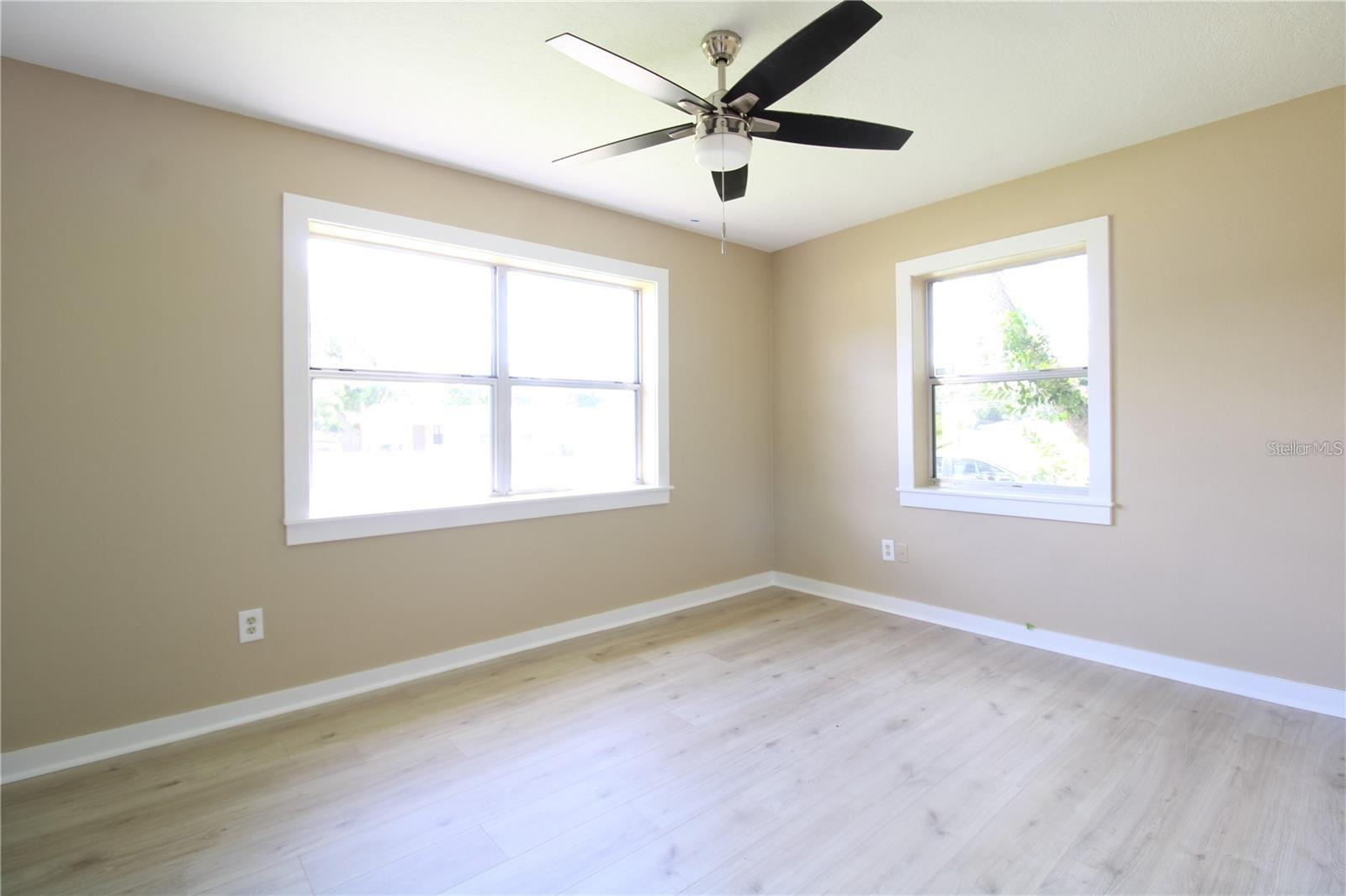 DELTONA LAKES UNIT 01 - Residential Lease