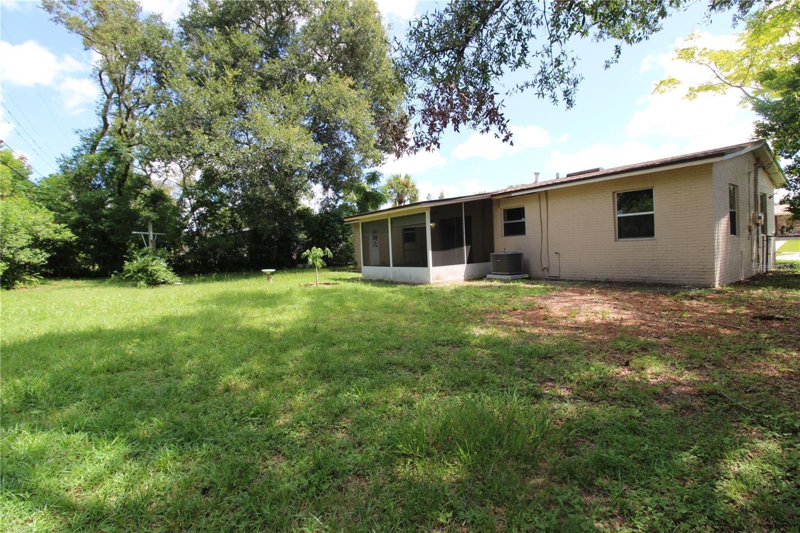 DELTONA LAKES UNIT 01 - Residential Lease