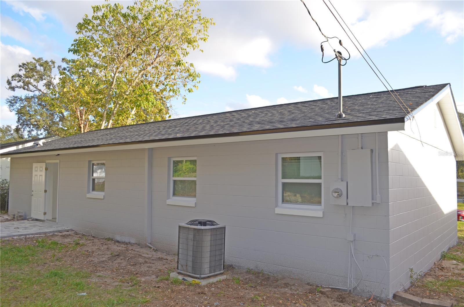 WHISPERING HILLS - Residential