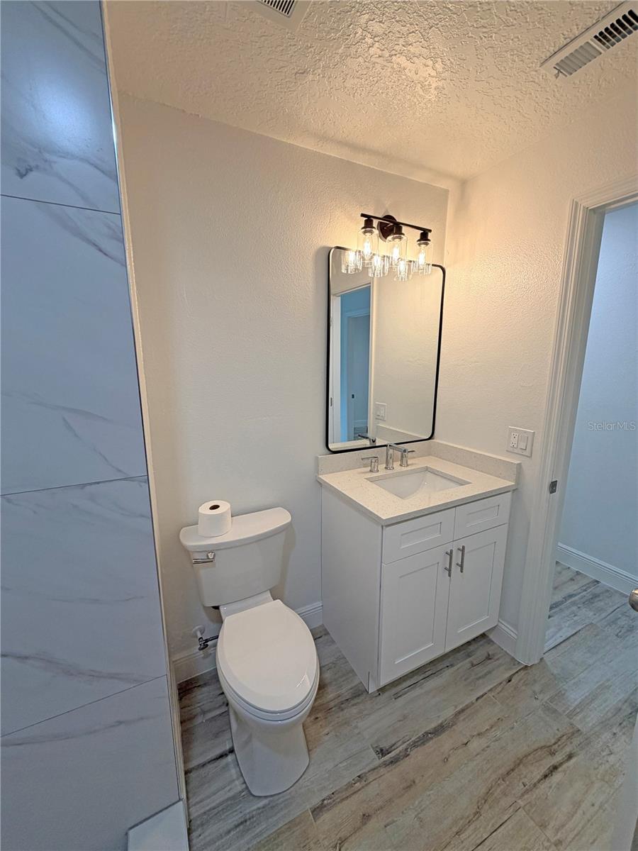 WHISPERING HILLS - Residential