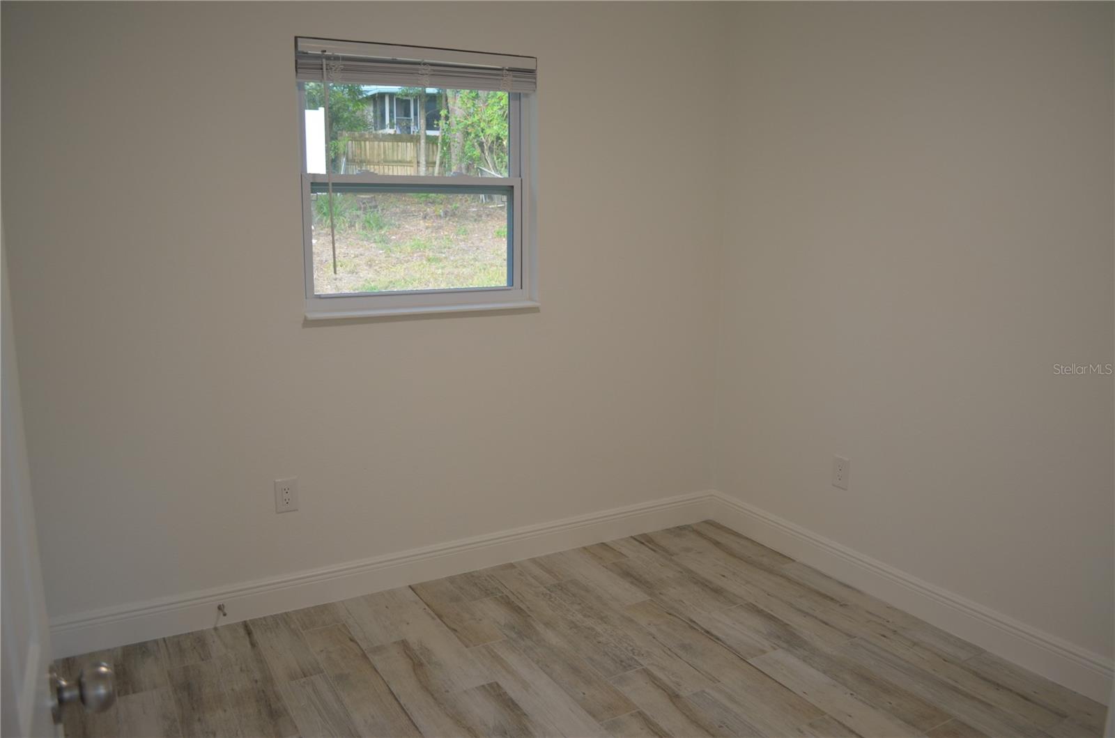 WHISPERING HILLS - Residential