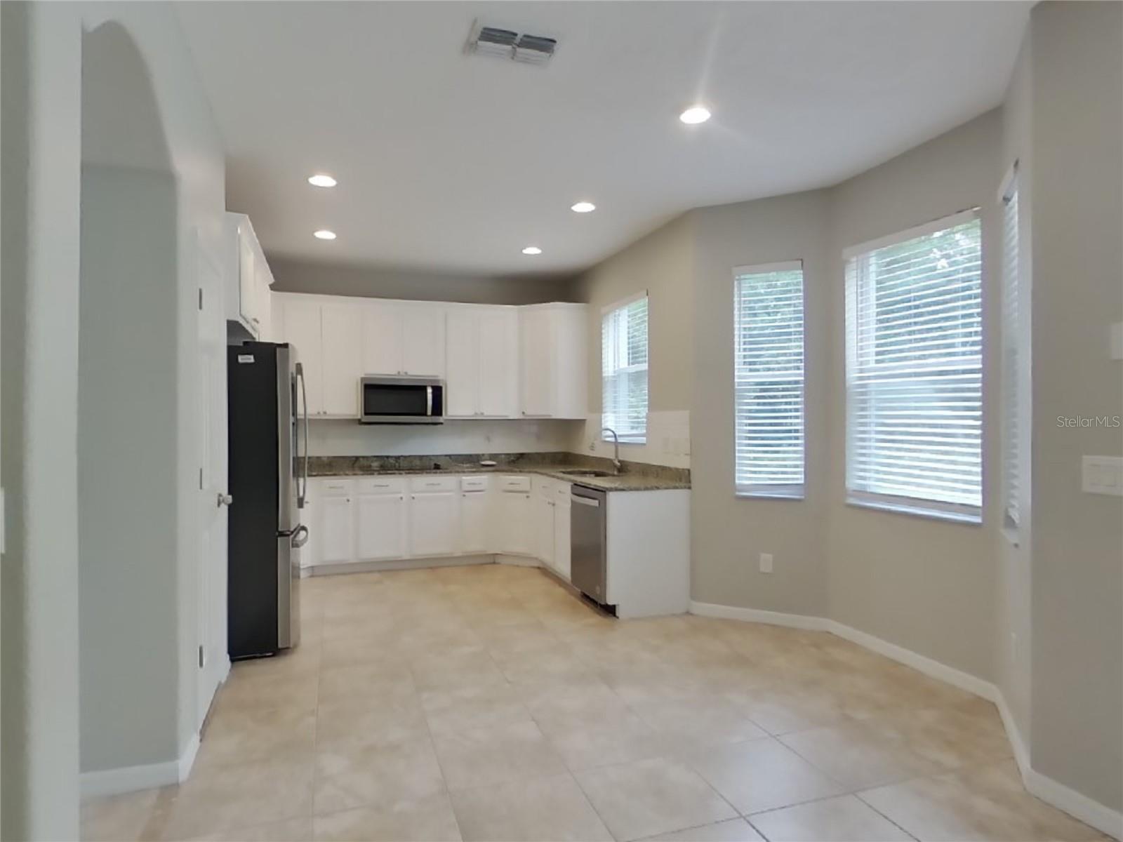 SUNCOAST LAKES PH 1 - Residential Lease