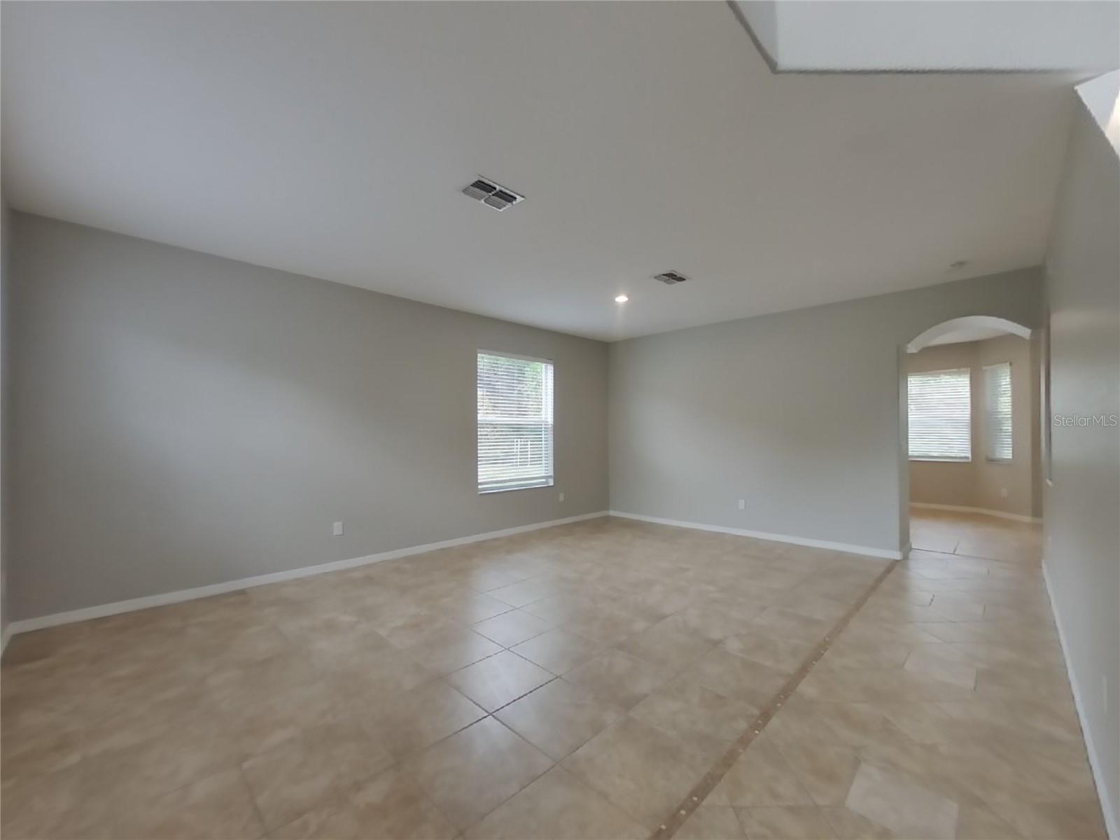 SUNCOAST LAKES PH 1 - Residential Lease