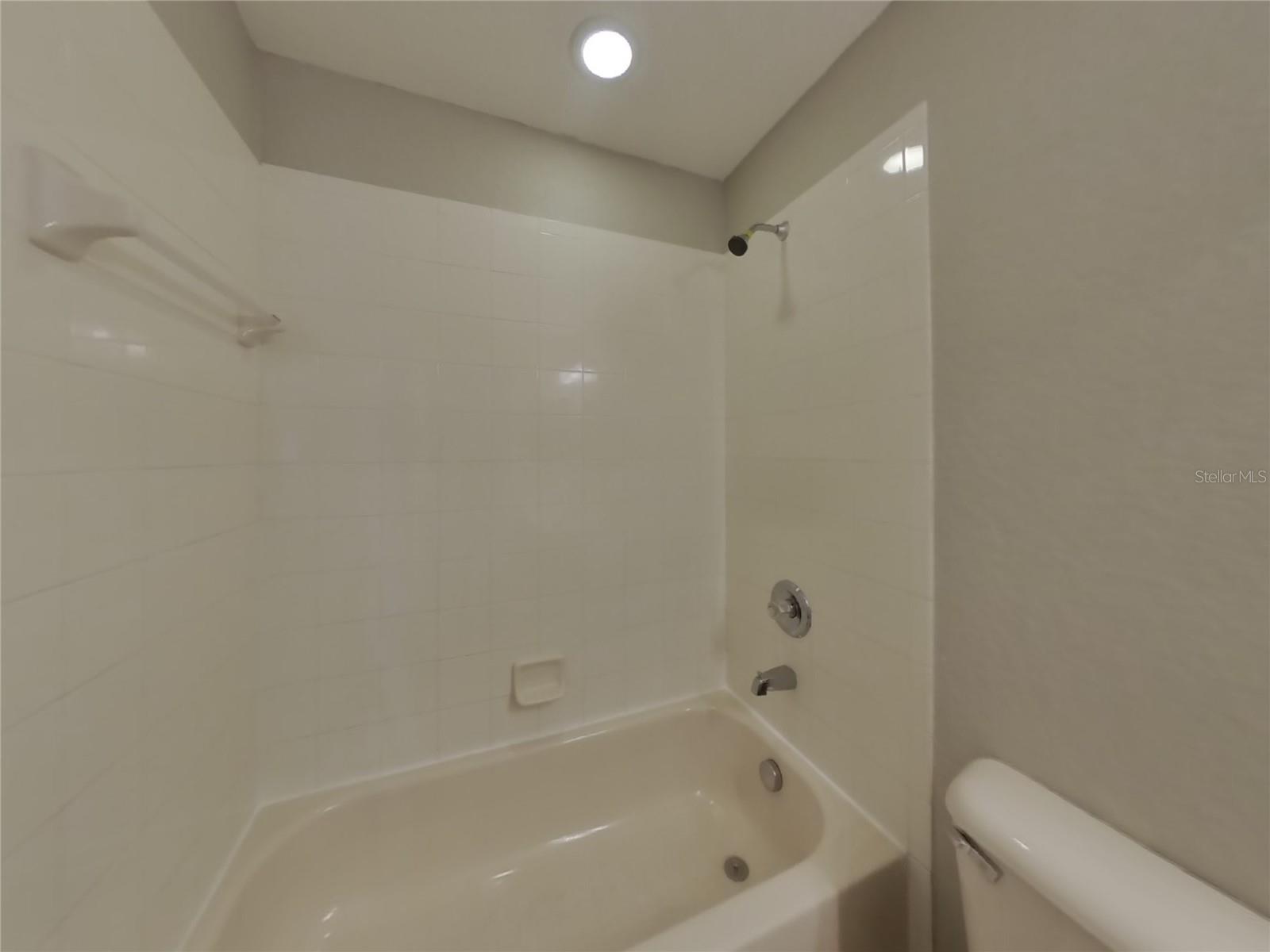 SUNCOAST LAKES PH 1 - Residential Lease