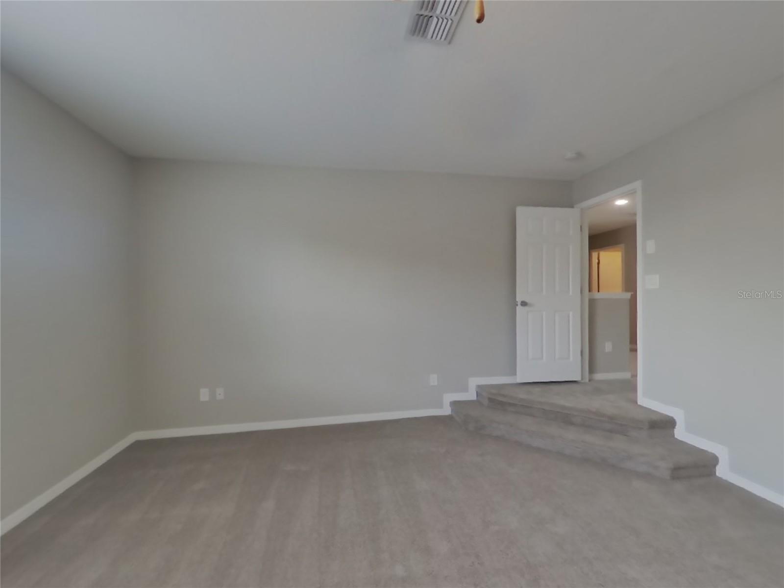 SUNCOAST LAKES PH 1 - Residential Lease