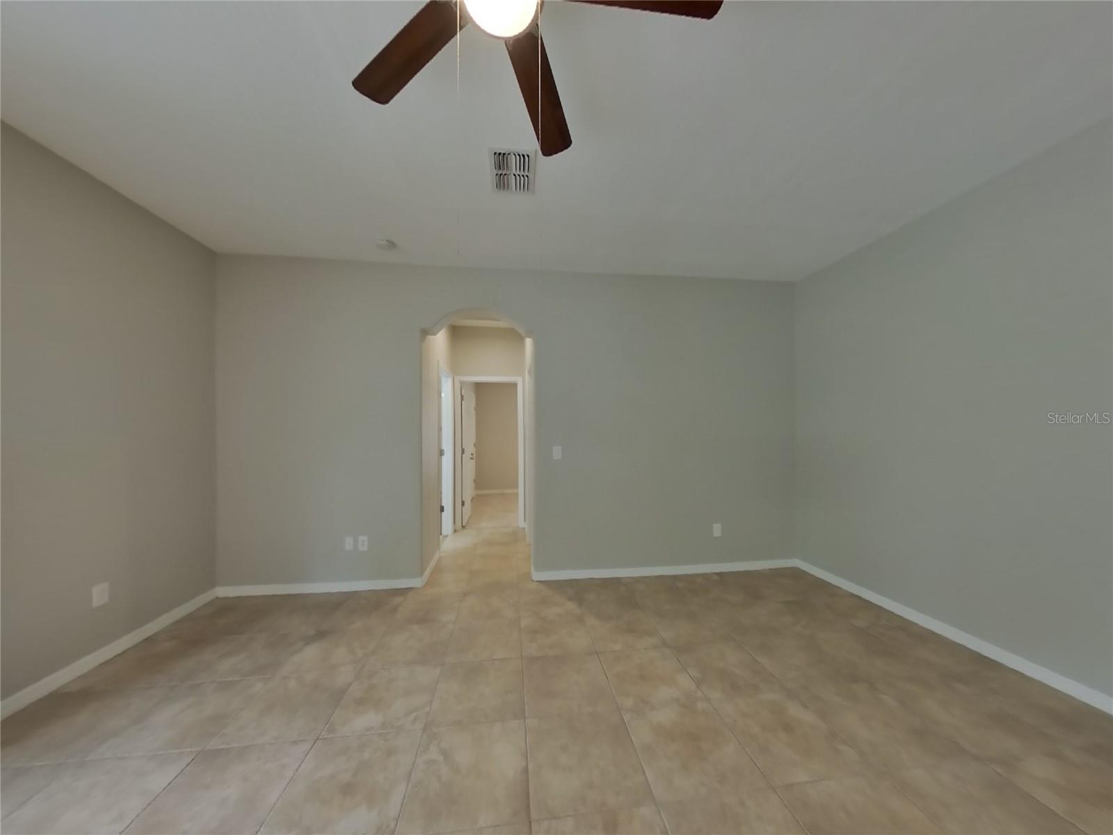 SUNCOAST LAKES PH 1 - Residential Lease