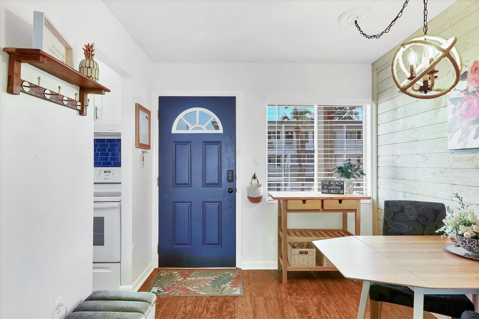 BAYSHORE GARDENS APTS 6 - Residential