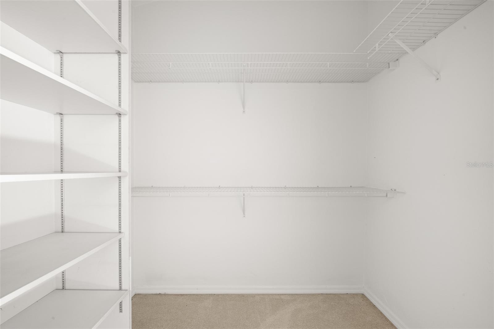 SUN N LAKE - Residential