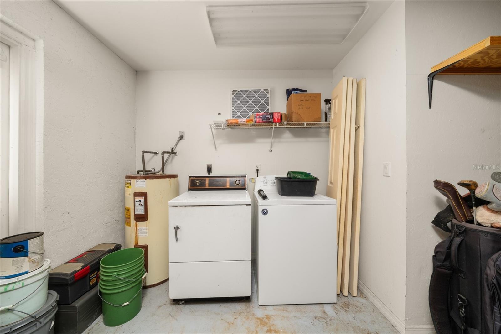 SUN N LAKE - Residential