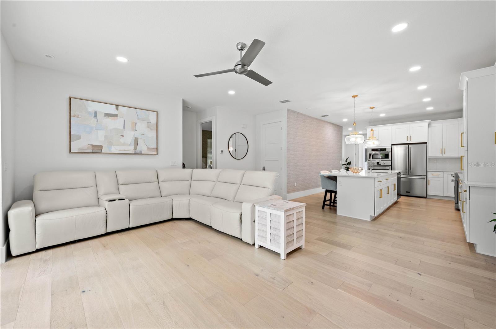 POINSETTIA PARK 2 - Residential