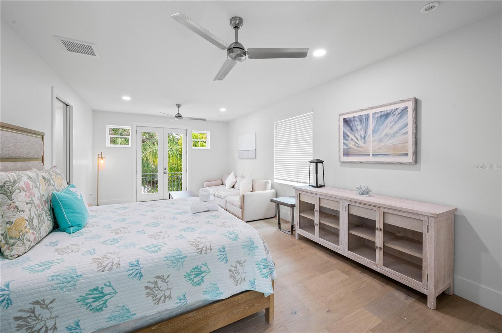 POINSETTIA PARK 2 - Residential