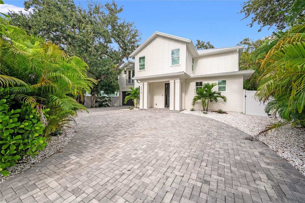 Photo of 3319 S Osprey Avenue, Sarasota, FL 34239 (MLS # A4664096)
