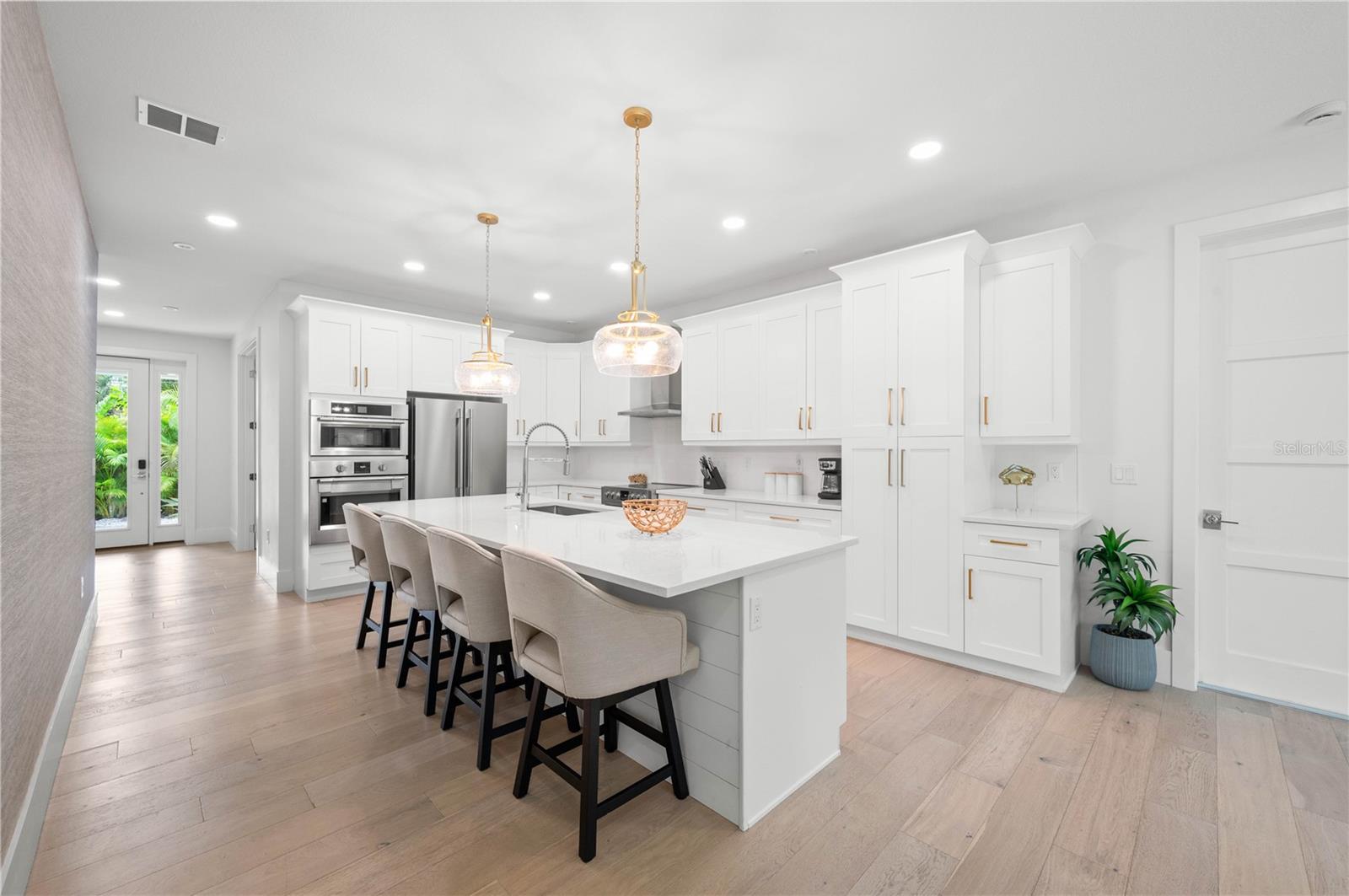 POINSETTIA PARK 2 - Residential