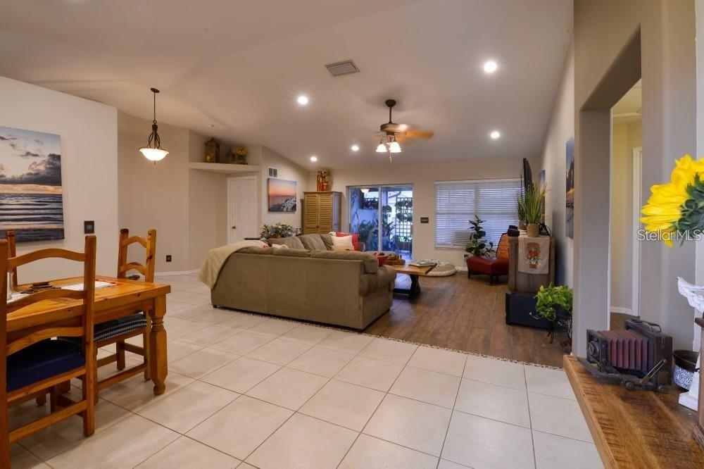 KINGSFIELD LAKES PH 1 - Residential