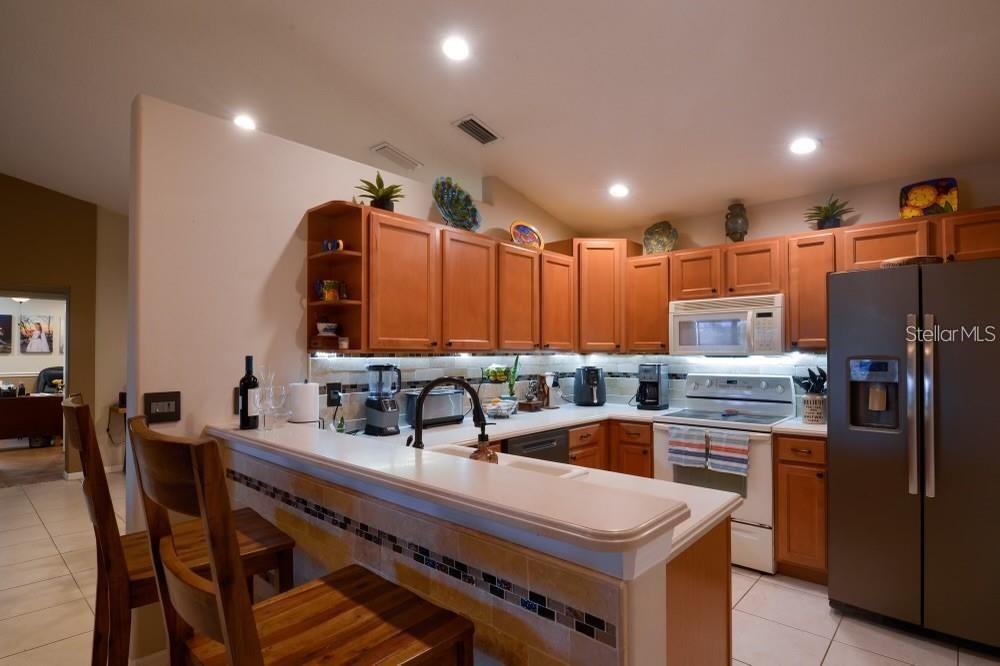 KINGSFIELD LAKES PH 1 - Residential