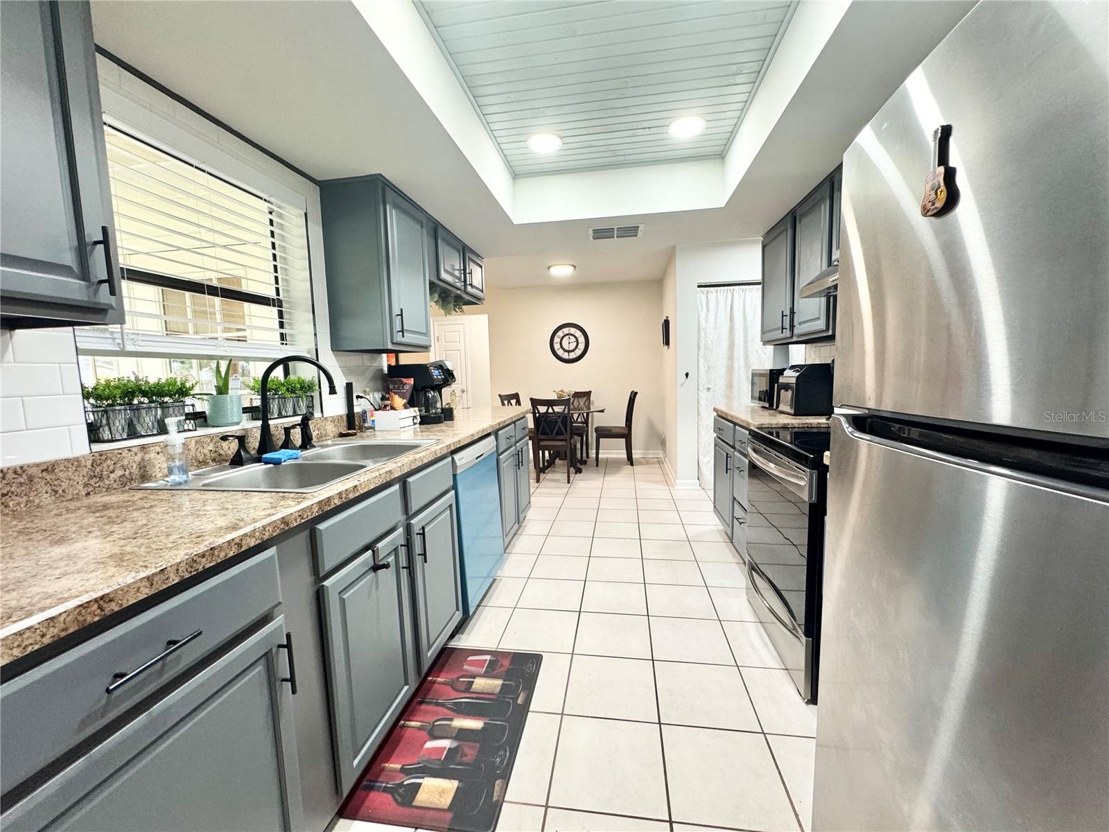 1416 GLENMERE DRIVE