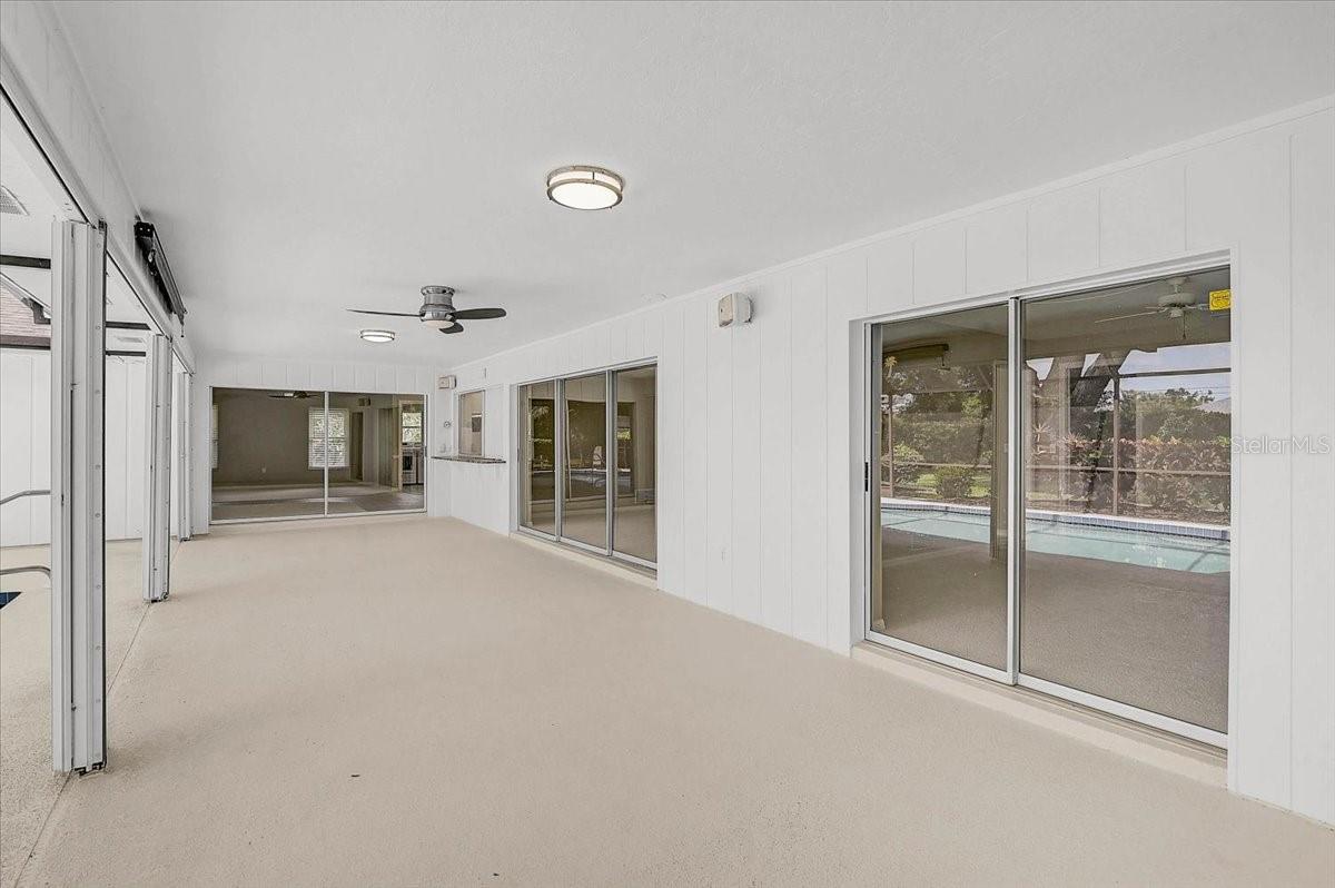 JACARANDA COUNTRY CLUB WEST VILLAGE - Residential