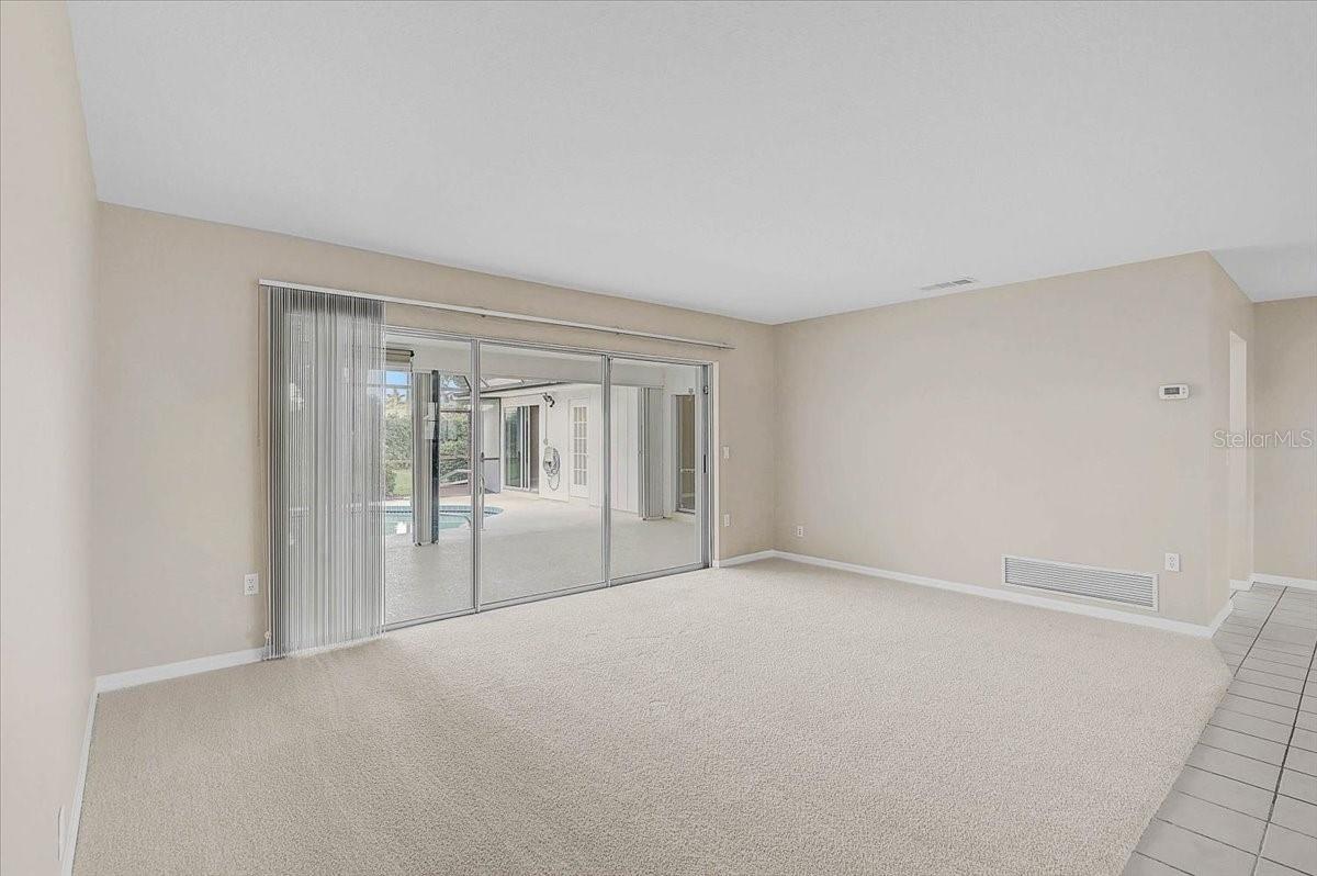 JACARANDA COUNTRY CLUB WEST VILLAGE - Residential