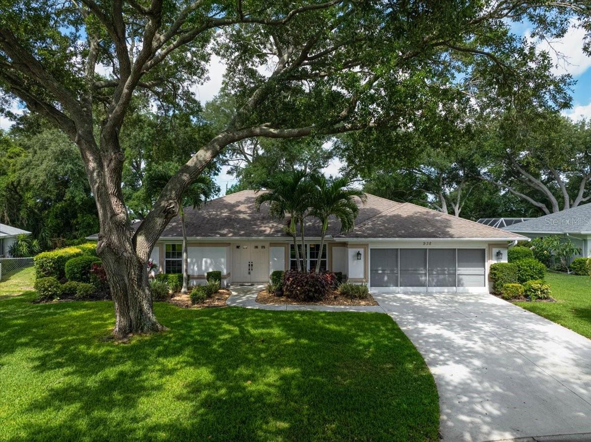 JACARANDA COUNTRY CLUB WEST VILLAGE - Residential