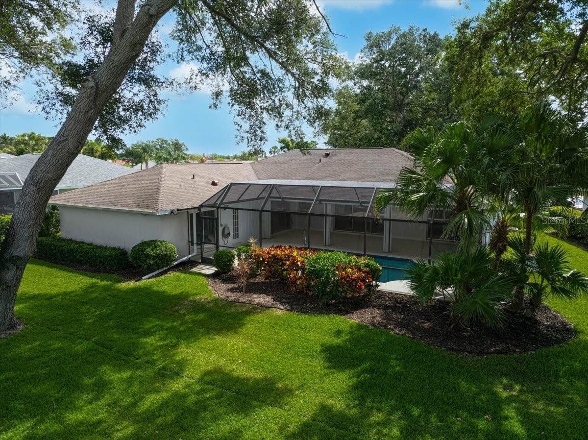 JACARANDA COUNTRY CLUB WEST VILLAGE - Residential