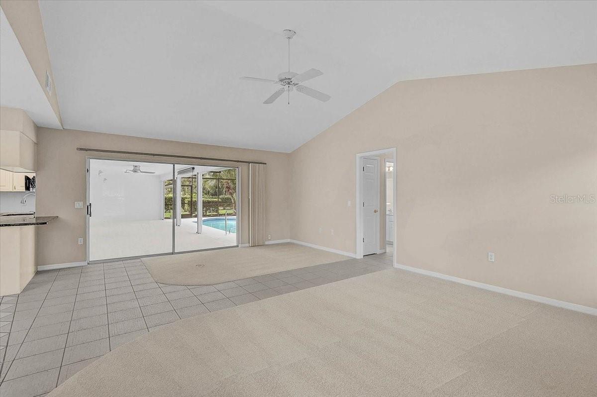 JACARANDA COUNTRY CLUB WEST VILLAGE - Residential