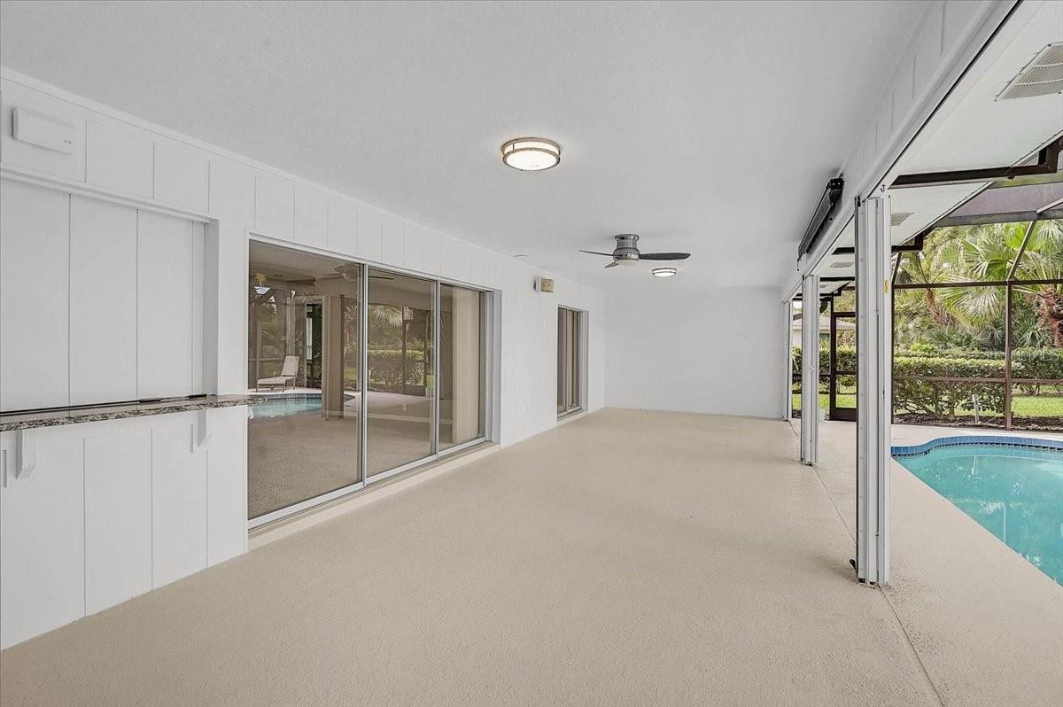 JACARANDA COUNTRY CLUB WEST VILLAGE - Residential