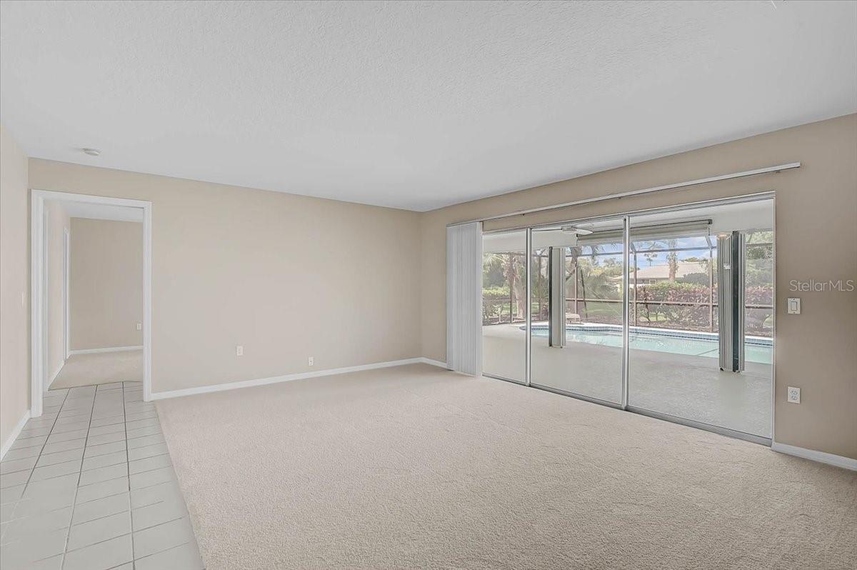 JACARANDA COUNTRY CLUB WEST VILLAGE - Residential