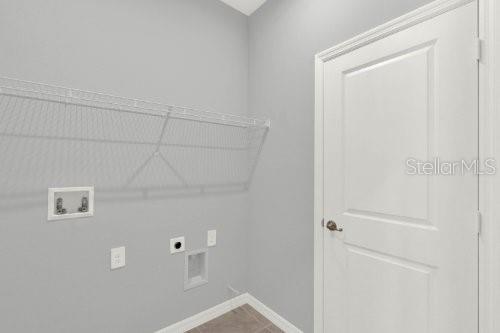 PARK VIEW/THE HILLS PH 2 - Residential Lease