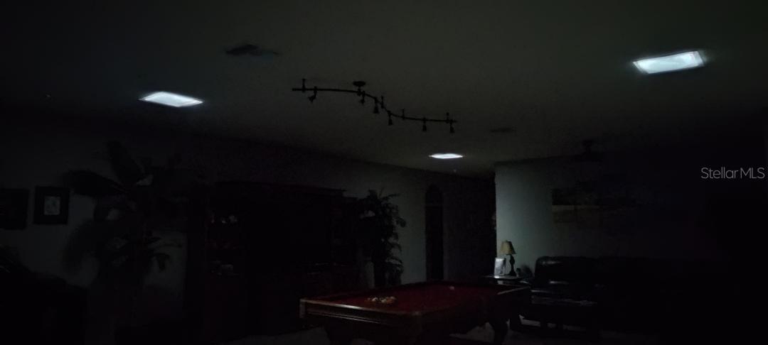 WIND MEADOWS - Residential