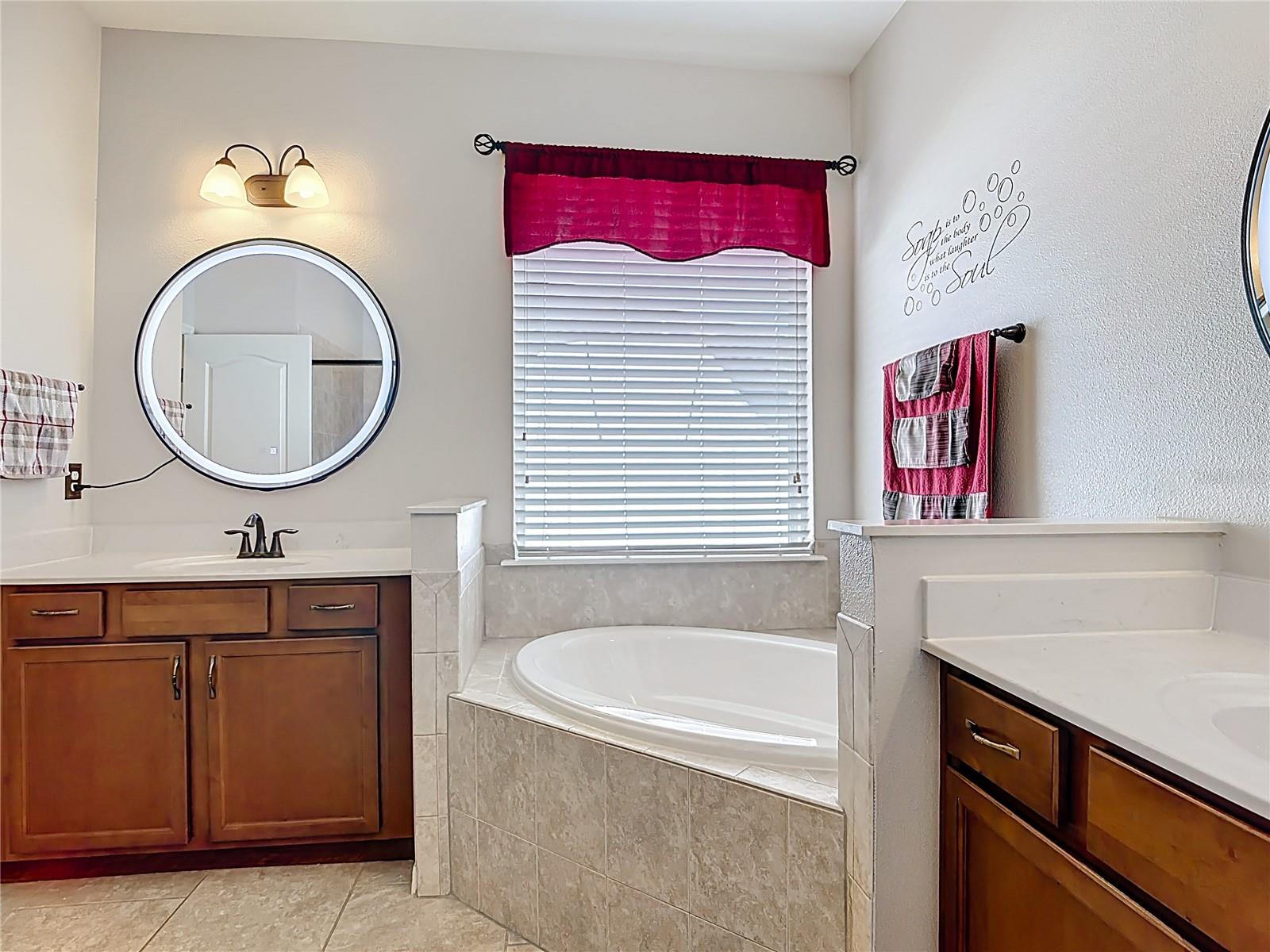 WIND MEADOWS - Residential