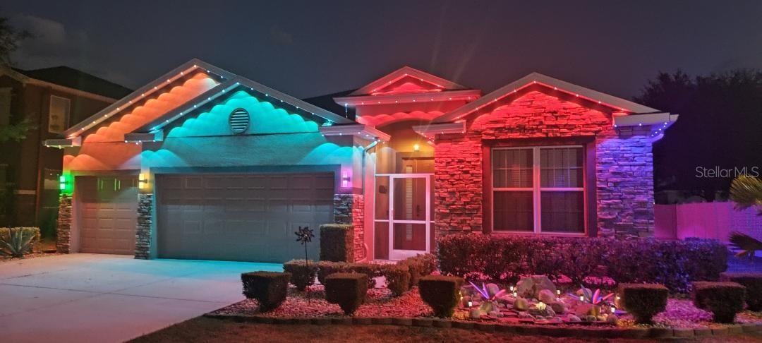 WIND MEADOWS - Residential