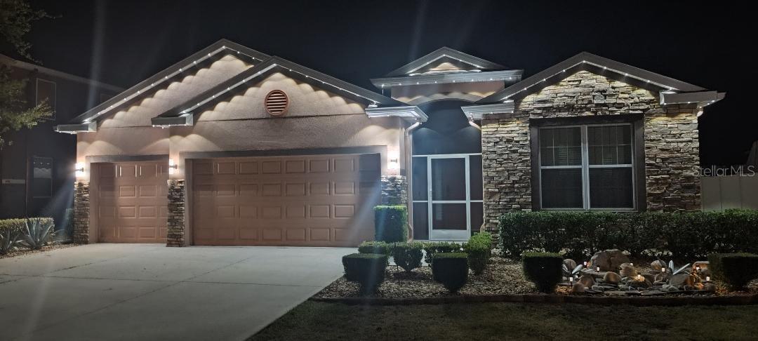 WIND MEADOWS - Residential