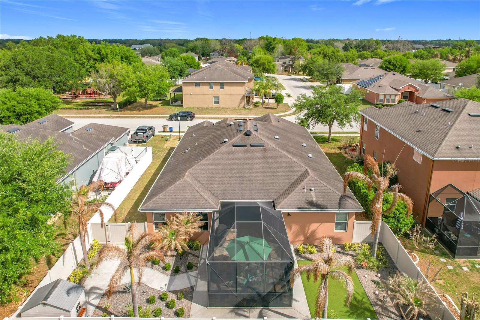 WIND MEADOWS - Residential